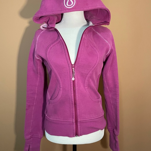 3/60 Deal ! Lululemon scuba hoodie - Picture 3 of 9